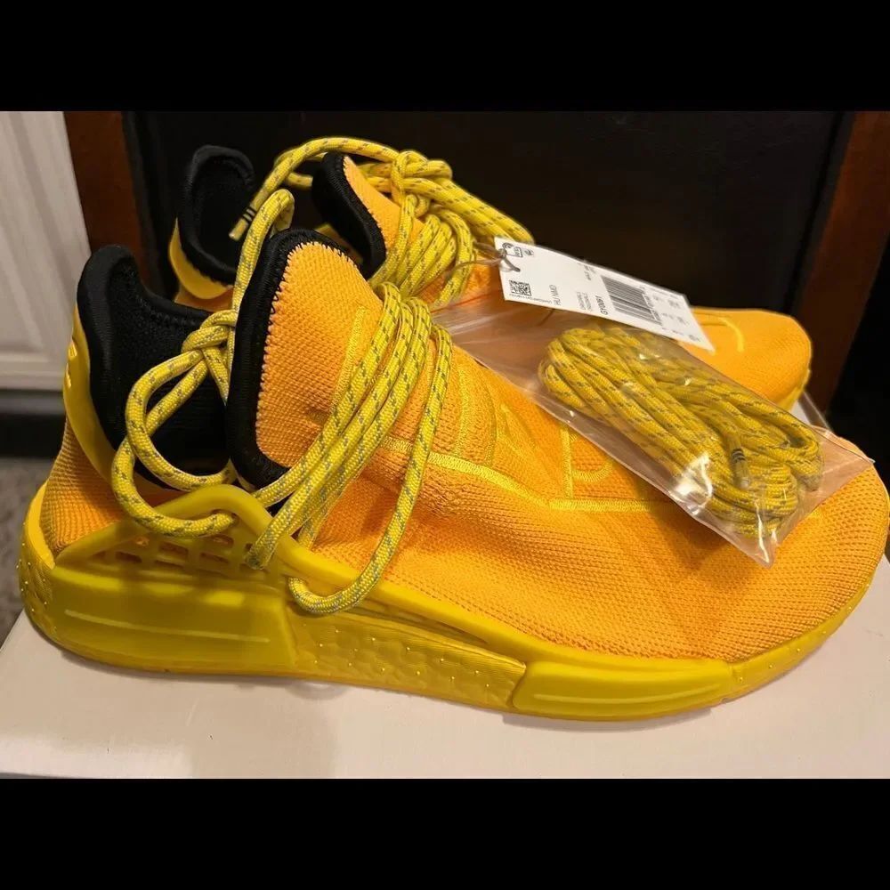 NEW AUTHENTIC ADIDAS NMD HU PHARRELL EXTRA EYE YELLOW MEN SHOE SIZE 8.5  GY0091